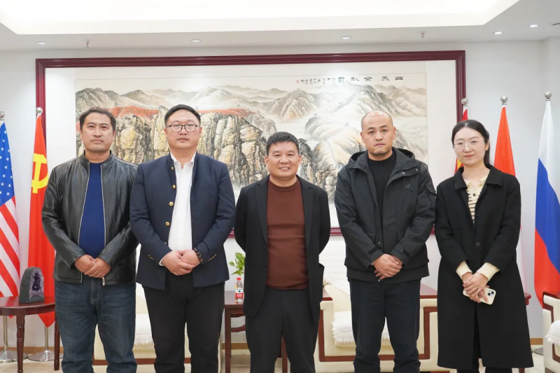 中巴國(guó)際商業(yè)聯(lián)盟一行蒞臨乾坤環(huán)保參觀考察